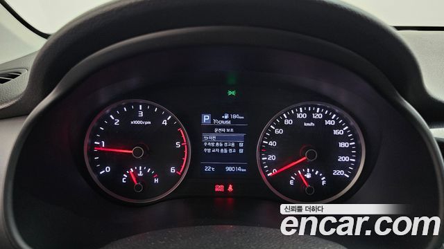 Kia Stonic Diesel 1.6 Prestige 2018 — фото 8