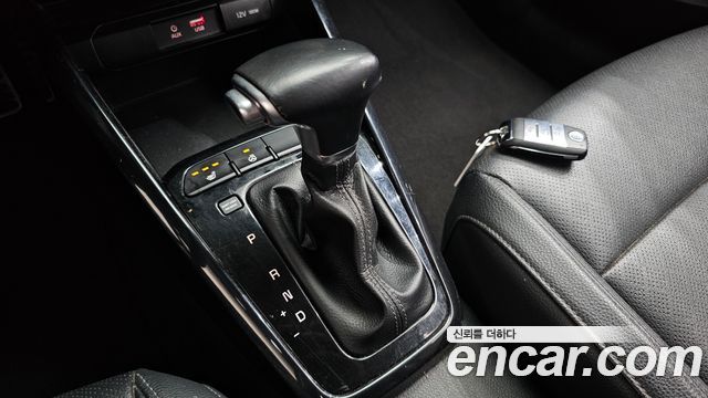 Kia Stonic Diesel 1.6 Prestige 2018 — фото 9