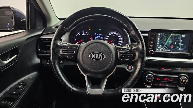Kia Stonic Diesel 1.6 Prestige 2018 — фото 14