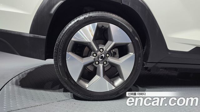 KG Mobility (SsangYong) Torres EVX E7 2024 — фото 5