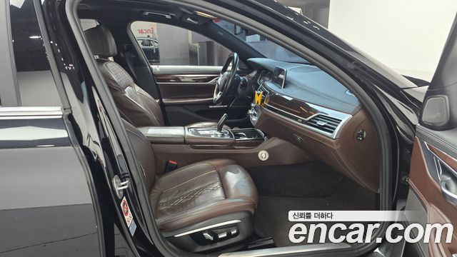 BMW 7 Series (G11) 730Ld xDrive 2016 — фото 10
