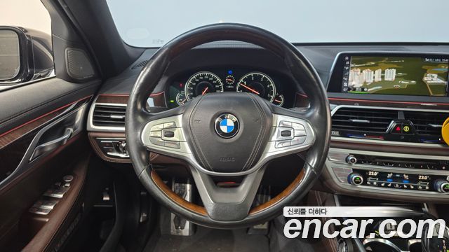 BMW 7 Series (G11) 730Ld xDrive 2016 — фото 16