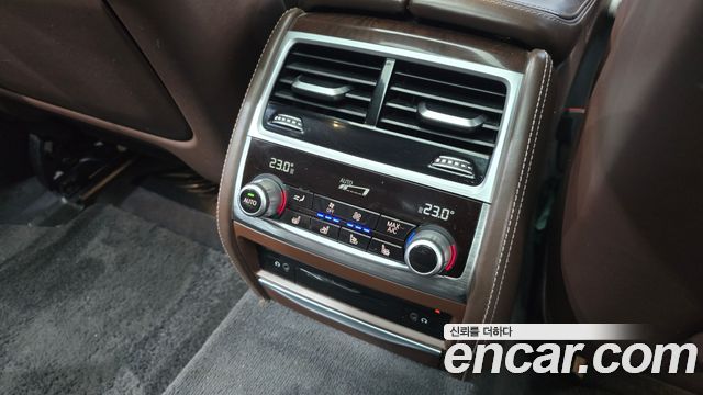 BMW 7 Series (G11) 730Ld xDrive 2016 — фото 22