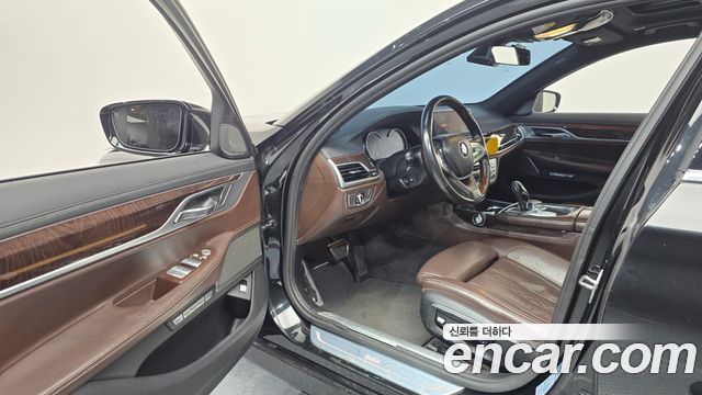 BMW 7 Series (G11) 730Ld xDrive 2016 — фото 29