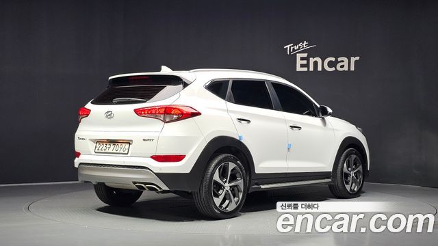 Hyundai Tucson Diesel 2.0 2WD Premium 2017 — фото 2