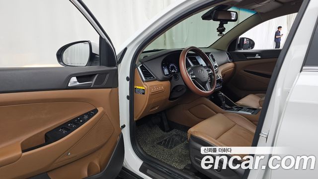 Hyundai Tucson Diesel 2.0 2WD Premium 2017 — фото 10