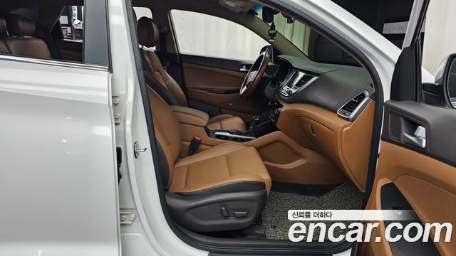 Hyundai Tucson Diesel 2.0 2WD Premium 2017 — фото 11