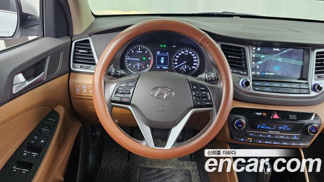 Hyundai Tucson Diesel 2.0 2WD Premium 2017 — фото 13