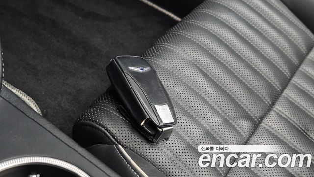 Genesis G70 2.0T AWD Sport Package 2019 — фото 36