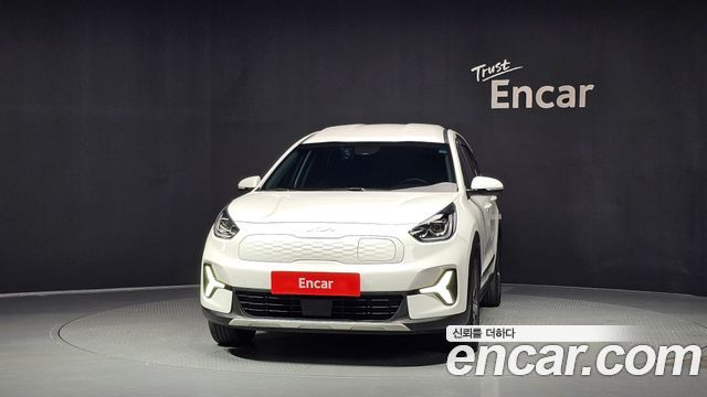 Kia Niro Plus Air (Taxi Trim) 2023 — фото 3