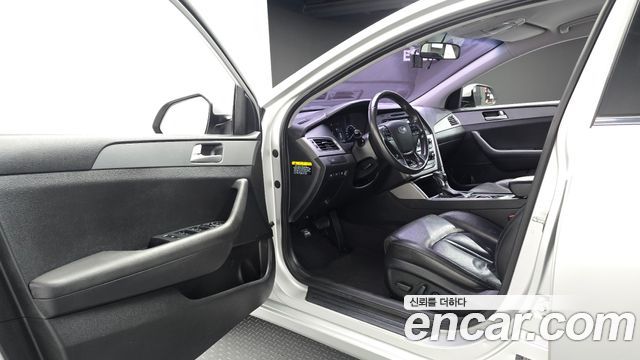 Hyundai Sonata (LF) LPI Premium 2017 — фото 10