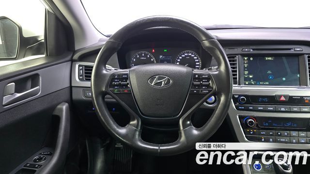 Hyundai Sonata (LF) LPI Premium 2017 — фото 12