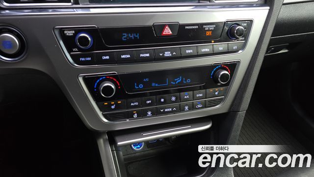 Hyundai Sonata (LF) LPI Premium 2017 — фото 17