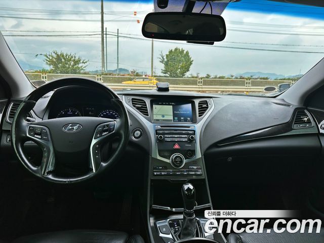 Hyundai Grandeur (HG) HG220 Diesel Modern 2016 — фото 19