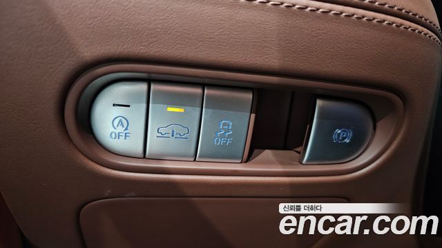 Genesis G90 (RS4) Gasoline 3.5 Turbo AWD 2022 — фото 18