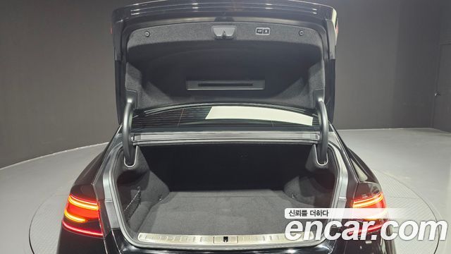 Genesis G90 (RS4) Gasoline 3.5 Turbo AWD 2022 — фото 20