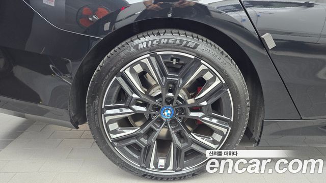 BMW i5 (G60) M60 xDrive 2024 — фото 5