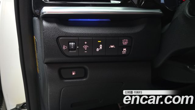 Kia Niro 1.6 HEV Noblesse Special 2020 — фото 20