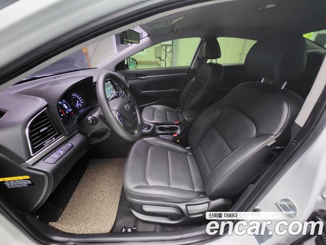Hyundai Avante (AD) 1.6 GDI Value Plus 2018 — фото 8