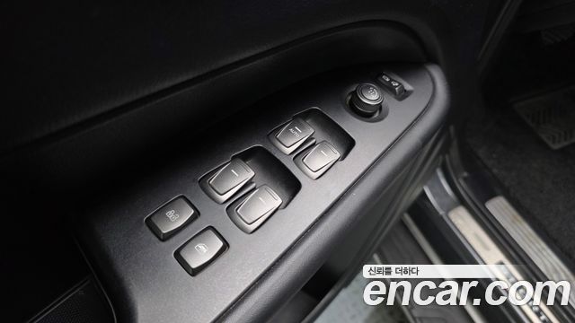 KG Mobility (SsangYong) Rexton Sports Diesel 2.2 4WD Noblesse 2021 — фото 17
