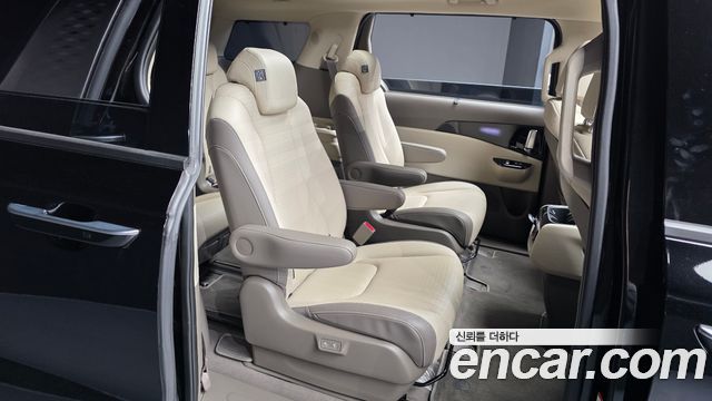 Kia Carnival (IV) Gasoline 9-Seater Signature 2023 — фото 12