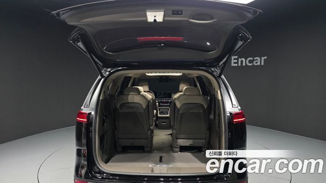 Kia Carnival (IV) Gasoline 9-Seater Signature 2023 — фото 20