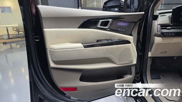 Kia Carnival (IV) Gasoline 9-Seater Signature 2023 — фото 24