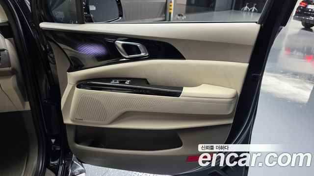Kia Carnival (IV) Gasoline 9-Seater Signature 2023 — фото 25
