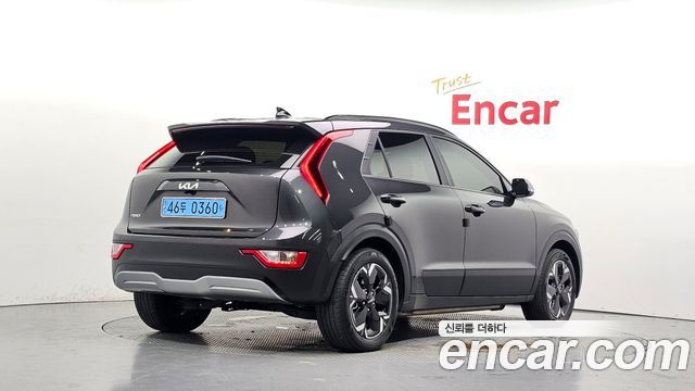 Kia Niro EV Air 2023 — фото 2
