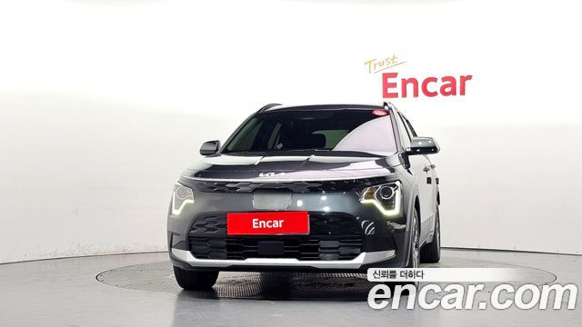 Kia Niro EV Air 2023 — фото 3