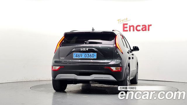 Kia Niro EV Air 2023 — фото 4