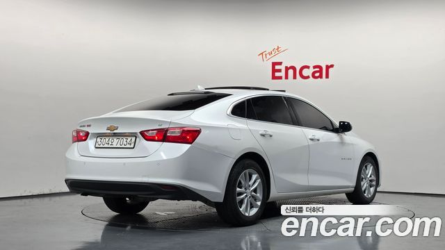Chevrolet Malibu 1.5 Turbo LT Deluxe 2017 — фото 2
