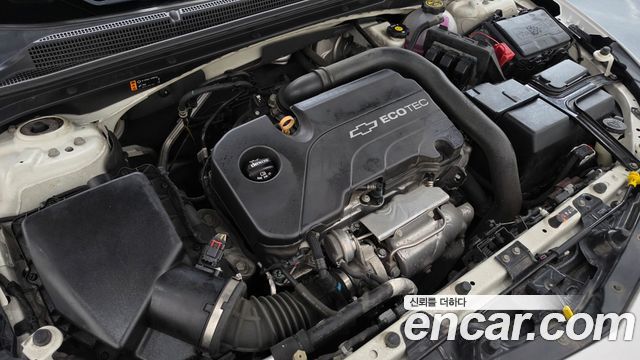 Chevrolet Malibu 1.5 Turbo LT Deluxe 2017 — фото 6