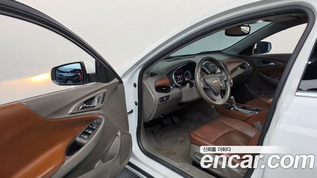 Chevrolet Malibu 1.5 Turbo LT Deluxe 2017 — фото 10