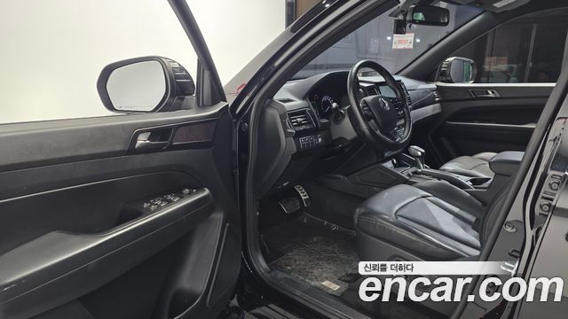 KG Mobility (SsangYong) Rexton Sports Khan Diesel 2.2 4WD Dynamic Edition (5-Link) 2021 — фото 10