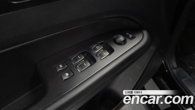 KG Mobility (SsangYong) Rexton Sports Khan Diesel 2.2 4WD Dynamic Edition (5-Link) 2021 — фото 27