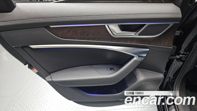 Audi A6 (C8) 45 TFSI Quattro Premium 2020 — фото 25
