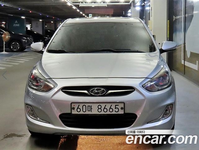 Hyundai Accent (New) 1.4 VVT Premier 2012 — фото 2