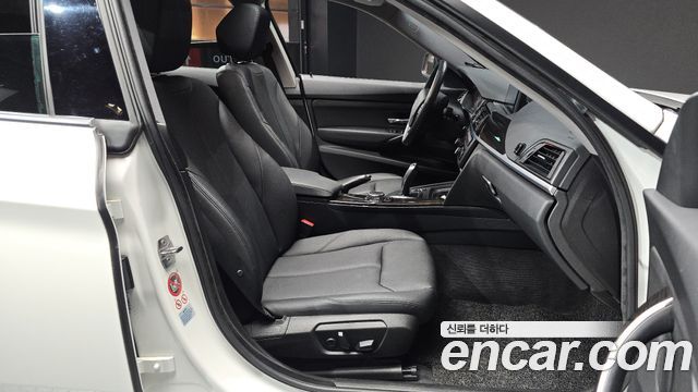 BMW 3 Series GT (F34) GT 320d xDrive 2015 — фото 12