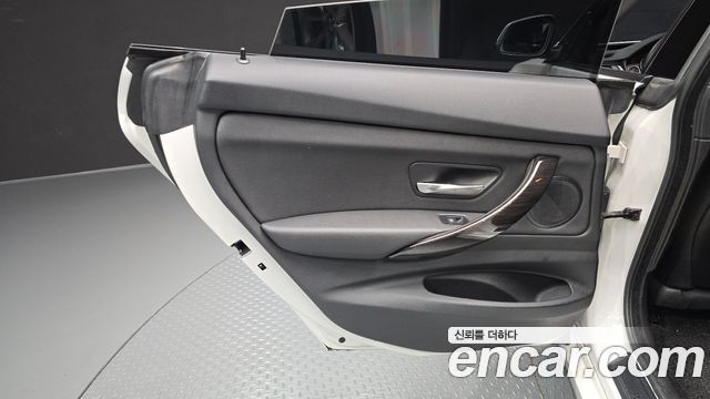 BMW 3 Series GT (F34) GT 320d xDrive 2015 — фото 25