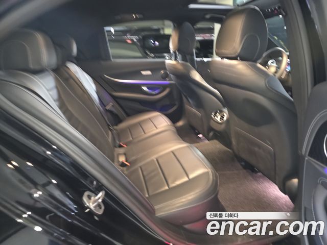 Mercedes-Benz E-Class (W213) E220d 4MATIC AMG Line 2021 — фото 9
