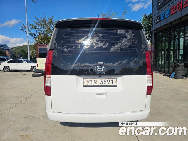 Hyundai Staria Cargo 3-Seater Modern 2022 — фото 3