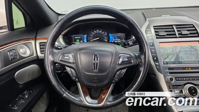 Lincoln MKZ Hybrid 2nd 2020 — фото 13