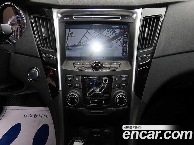 Hyundai Sonata (YF) Y20 Luxury 2012 — фото 17