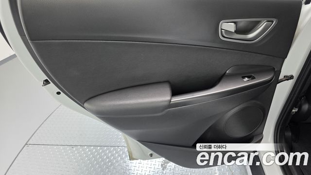 Hyundai Kona Electric Modren 2020 — фото 25