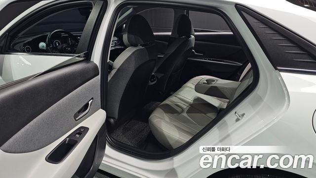 Hyundai Avante (CN7) 1.6 Inspiration 2022 — фото 11