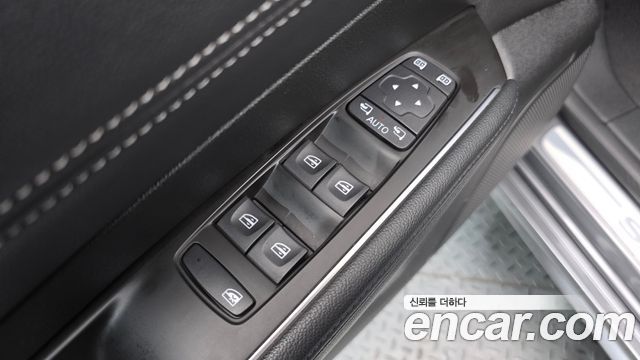Renault Korea SM6 2.0 GDe LE 2016 — фото 13