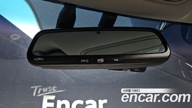 Kia Carnival 9-seater Prestige 2015 — фото 17