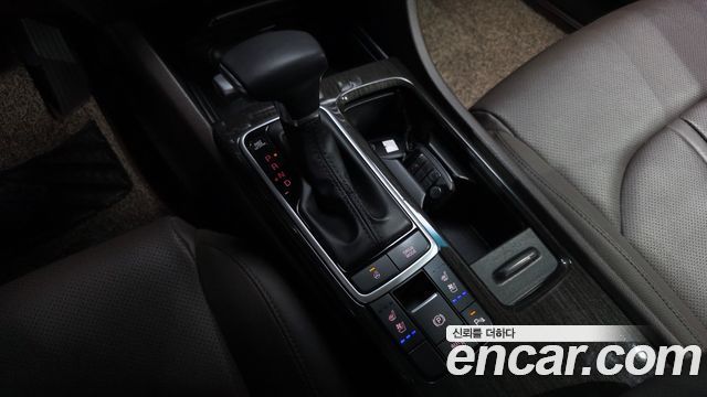 Kia K5 (II) 2.0 Noblesse 2019 — фото 9