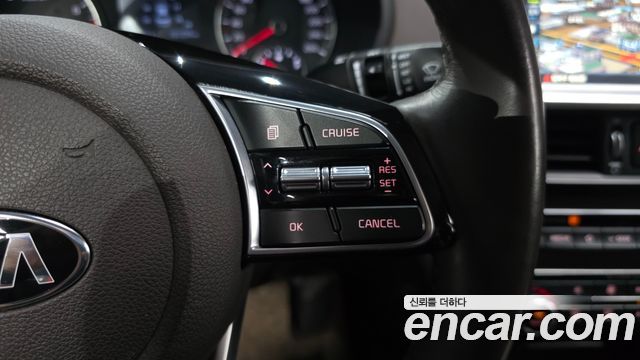 Kia K5 (II) 2.0 Noblesse 2019 — фото 17